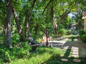 2901 N Sunbeck Circle , Farmers Branch Texas 75234
