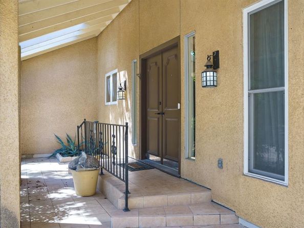 2901 N Sunbeck Circle , Farmers Branch Texas 75234