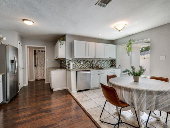 5824  Briarcliff Road , Haltom City Texas 76117