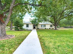 5824  Briarcliff Road , Haltom City Texas 76117