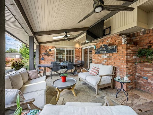 6135  Danbury Lane , Dallas Texas 75214
