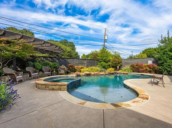 6135  Danbury Lane , Dallas Texas 75214