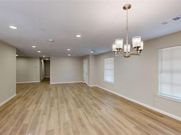 11011  Ferguson Road , Dallas Texas 75228