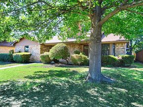614  Brookfield Drive , Garland Texas 75040