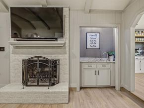 4433  Quail Hollow Road , Fort Worth Texas 76133