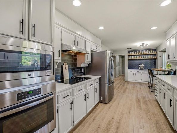 4433  Quail Hollow Road , Fort Worth Texas 76133