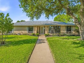 4433  Quail Hollow Road , Fort Worth Texas 76133