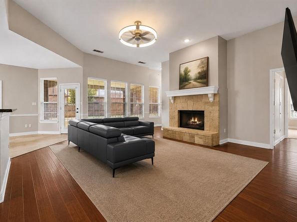 1001  Lochness Lane , Garland Texas 75044