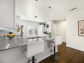 3922  GILBERT Avenue  214, Dallas Texas 75219