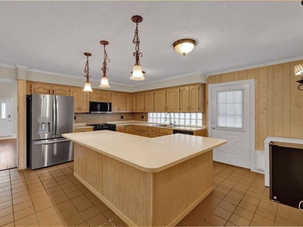 2204  Overglen Drive , Plano Texas 75074
