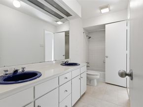 7211  Valley View Place , Dallas Texas 75240