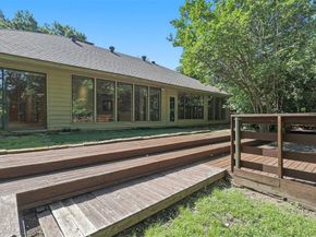 7211  Valley View Place , Dallas Texas 75240