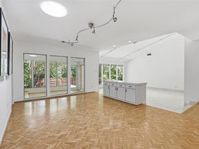 7211  Valley View Place , Dallas Texas 75240