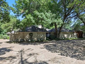 7211  Valley View Place , Dallas Texas 75240
