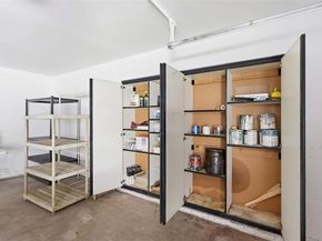 7211  Valley View Place , Dallas Texas 75240