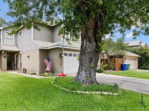 3707  Clover Hill Lane , Carrollton Texas 75007