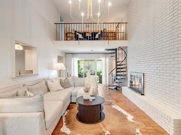 3778  Weeburn Drive , Dallas Texas 75229