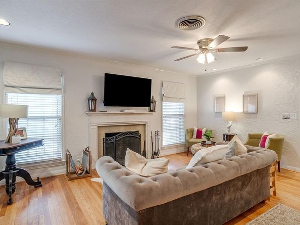 6305  Locke Avenue , Fort Worth Texas 76116