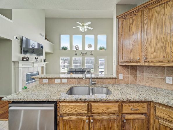 9332  Granger Lane , Fort Worth Texas 76244