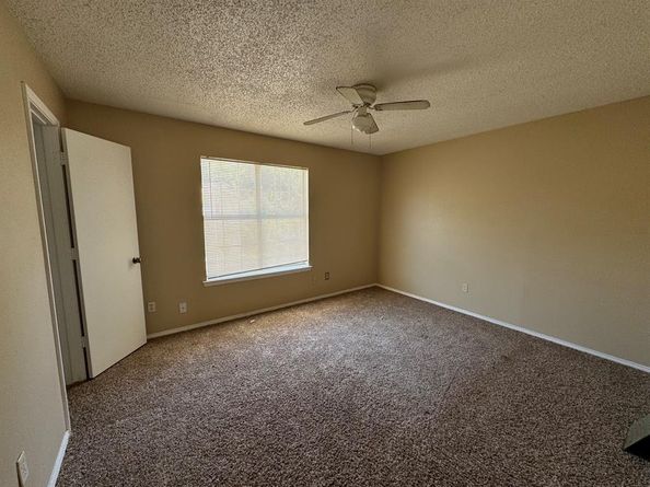 154  Austin Stone Drive , Duncanville Texas 75137