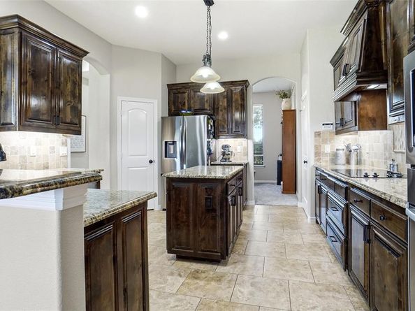 14216  Lucille Drive , Newark Texas 76071