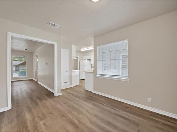 502  Pinebluff Drive , Lewisville Texas 75067