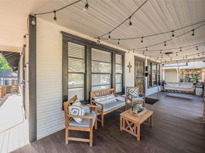 2238  College Avenue , Fort Worth Texas 76110