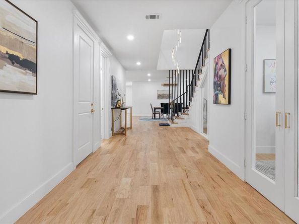 4726  Hopkins Avenue , Dallas Texas 75209