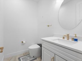 4726  Hopkins Avenue , Dallas Texas 75209