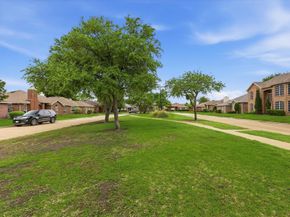 2513  Silver Creek Court , Garland Texas 75040