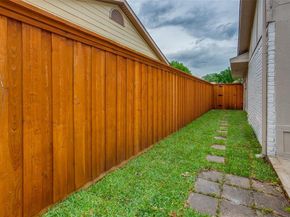 5014  Roundtable Lane , Garland Texas 75044
