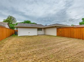 5014  Roundtable Lane , Garland Texas 75044
