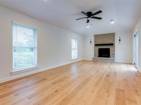 5014  Roundtable Lane , Garland Texas 75044