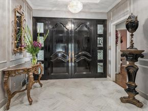 7276  Lupton Circle , Dallas Texas 75225