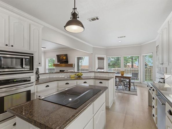 803  Woodside Court , Highland Village Texas 75077