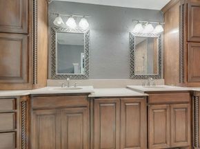 4500  Hacienda Drive , Arlington Texas 76017