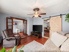 609  Columbine Lane , Grand Prairie Texas 75052