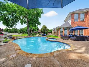 328  Leeward Circle , Azle Texas 76020