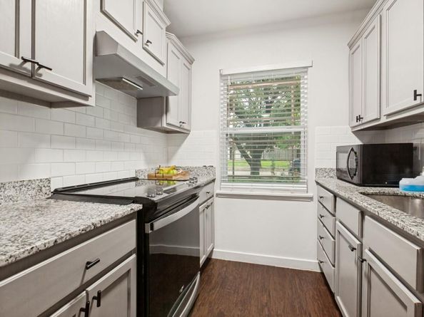 1502  Deepwood Drive , Garland Texas 75040