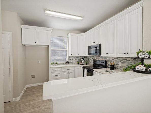 9822  Walnut Hill Drive , Providence Village Texas 76227