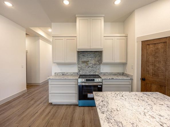 5208  Helmick  , Fort Worth Texas 76107