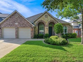 8215  Carter Street , Lantana Texas 76226