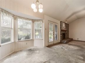 6010  Maple Leaf Drive , Arlington Texas 76017