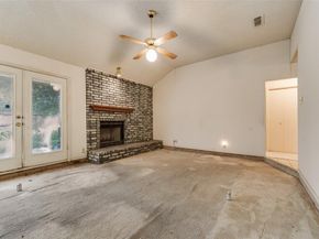6010  Maple Leaf Drive , Arlington Texas 76017