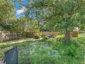 6010  Maple Leaf Drive , Arlington Texas 76017