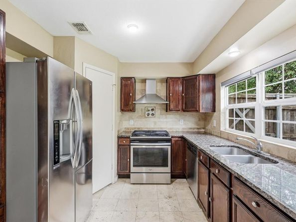 2909  Riviera Drive , Garland Texas 75040