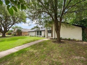 922  Thoreau Lane , Allen Texas 75002