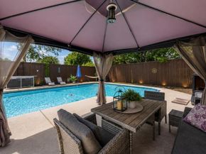 922  Thoreau Lane , Allen Texas 75002