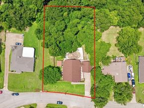 205  Roaring Springs Drive , DeSoto Texas 75115