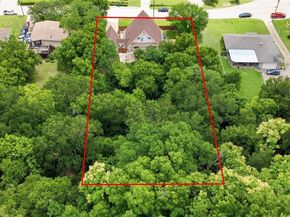 205  Roaring Springs Drive , DeSoto Texas 75115
